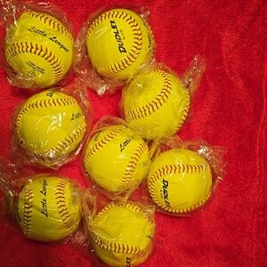 Dudley Yellow Softballs Set